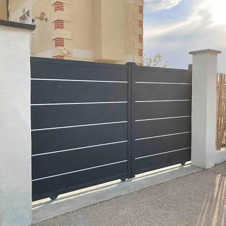 Maison Front De Mer, Vue Ocean Holiday home *