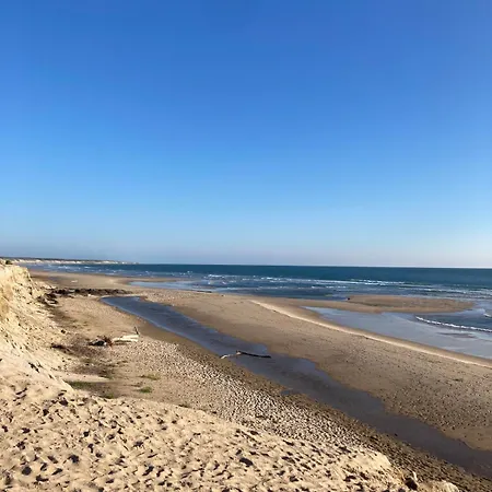 Holiday home Maison Front De Mer, Vue Ocean *